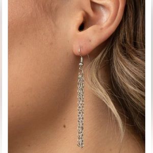 NWT Chain Link Fringe Earrings by Paparazzi